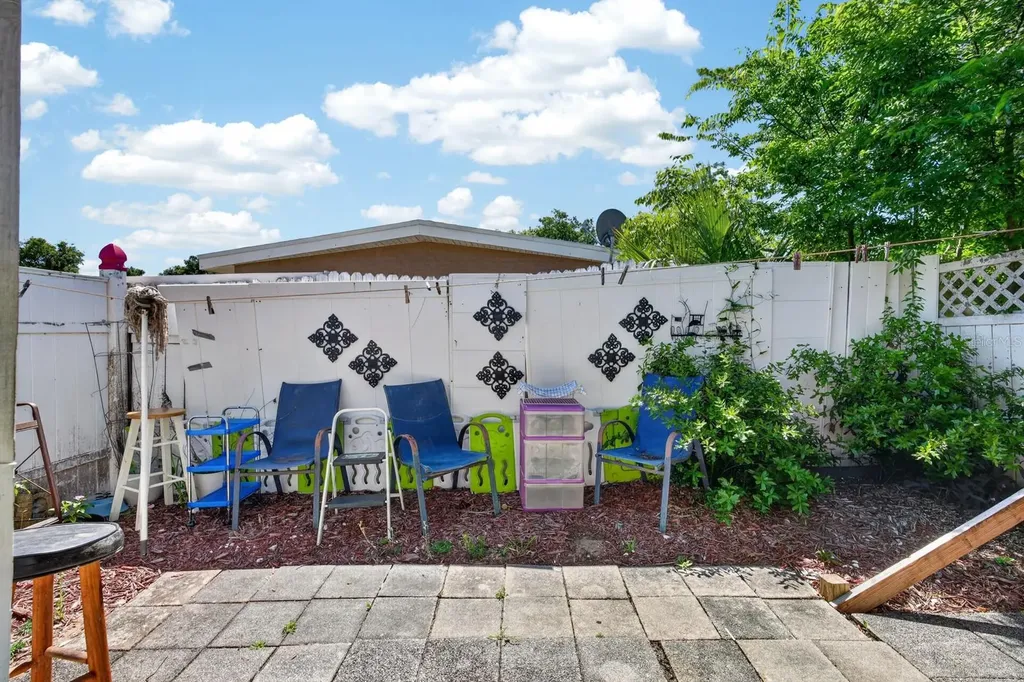 1304 Hillcrest Drive Daytona Beach FL 32114