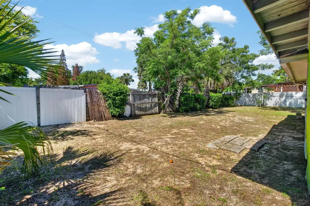 1304 Hillcrest Drive Daytona Beach FL 32114