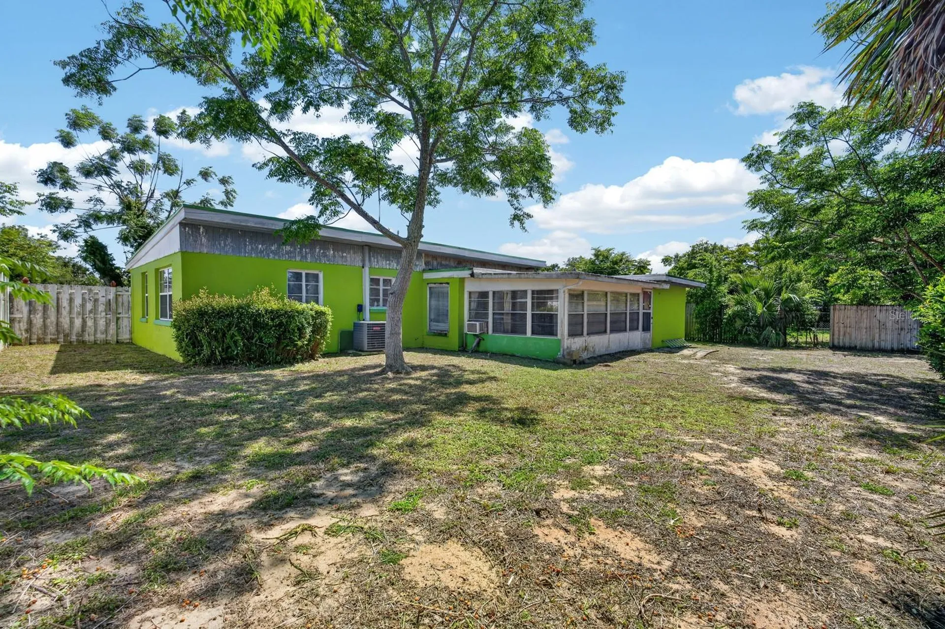 1304 Hillcrest Drive Daytona Beach FL 32114