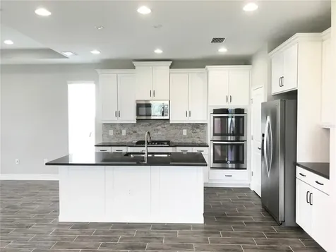 4445 Tramanto Lane Wesley Chapel FL 33543