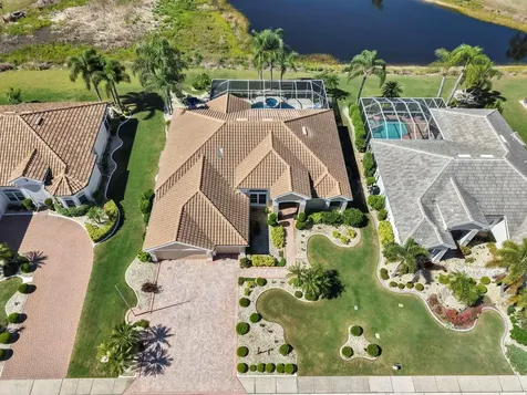 2328 Platinum Drive Sun City Center FL 33573