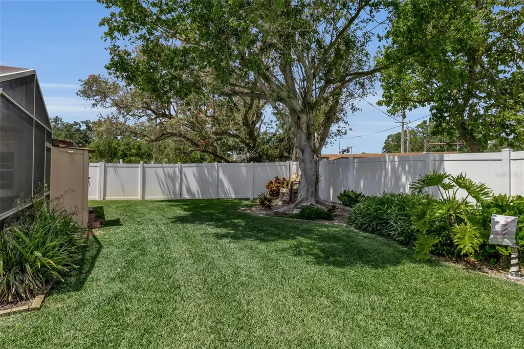 3311 Mercer Road Bradenton FL 34207