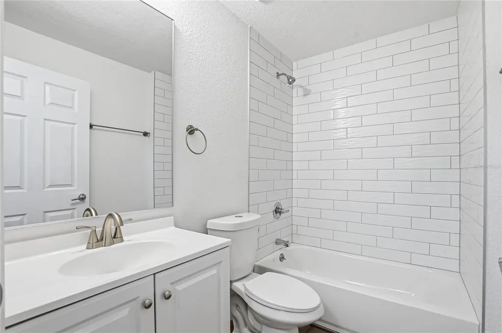 403 Wendel Avenue Lithia FL 33547
