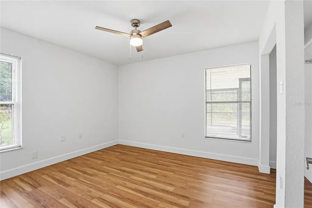 403 Wendel Avenue Lithia FL 33547