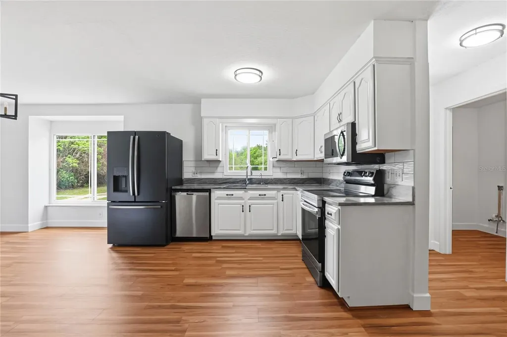 403 Wendel Avenue Lithia FL 33547