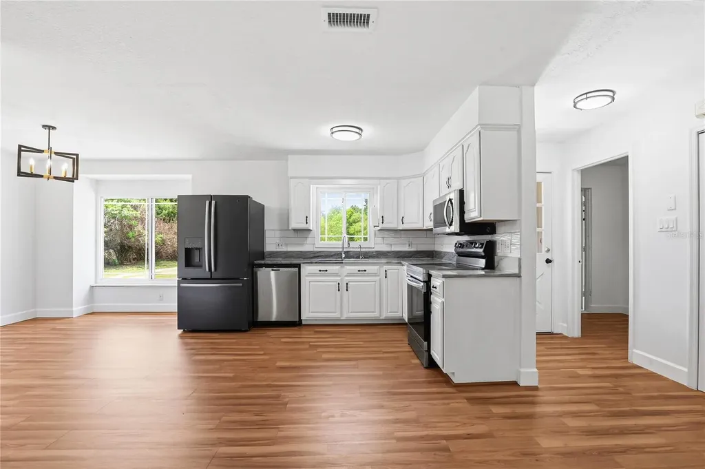 403 Wendel Avenue Lithia FL 33547