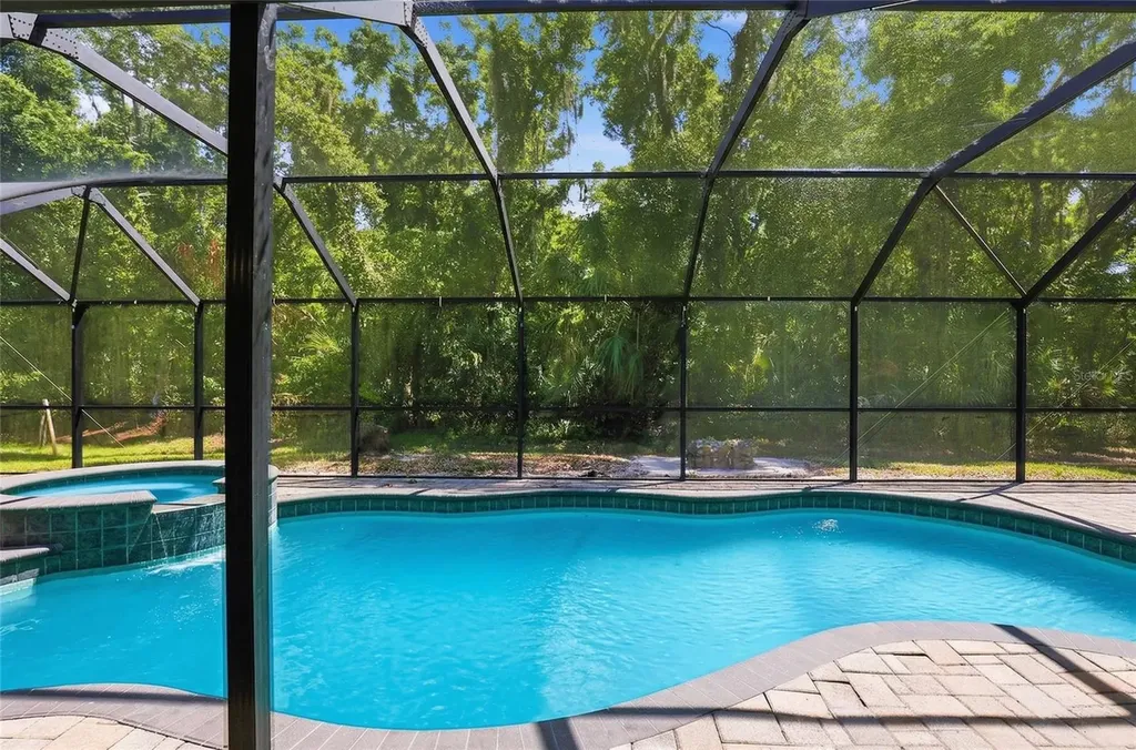 403 Wendel Avenue Lithia FL 33547