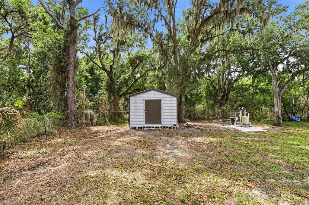 403 Wendel Avenue Lithia FL 33547