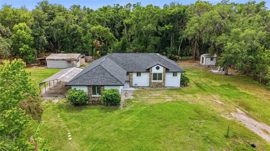 403 Wendel Avenue Lithia FL 33547