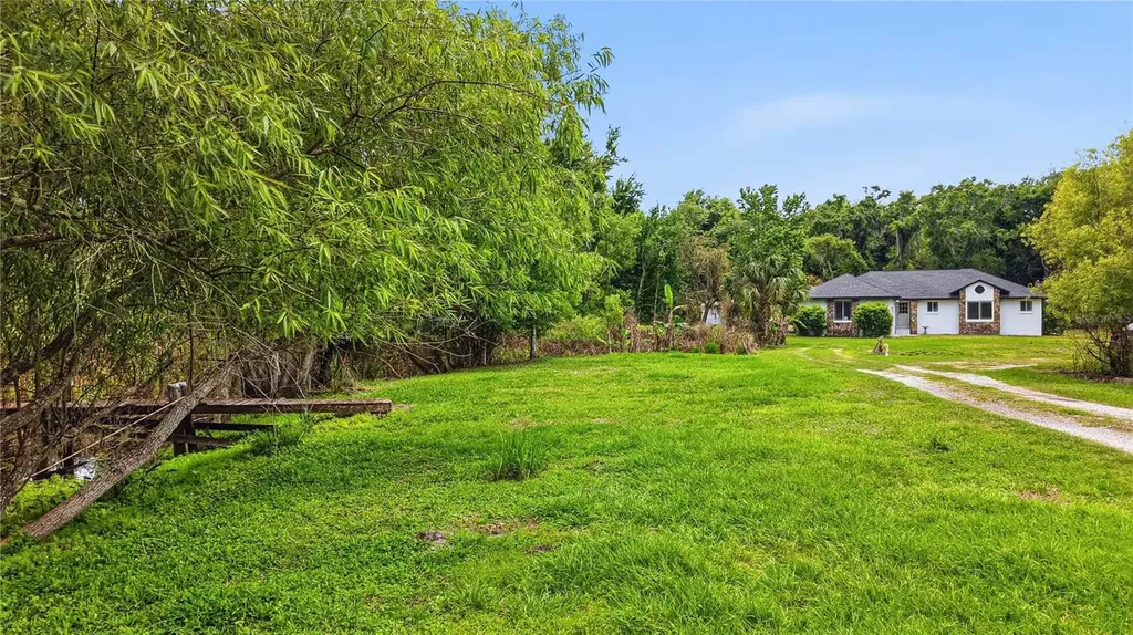 403 Wendel Avenue Lithia FL 33547