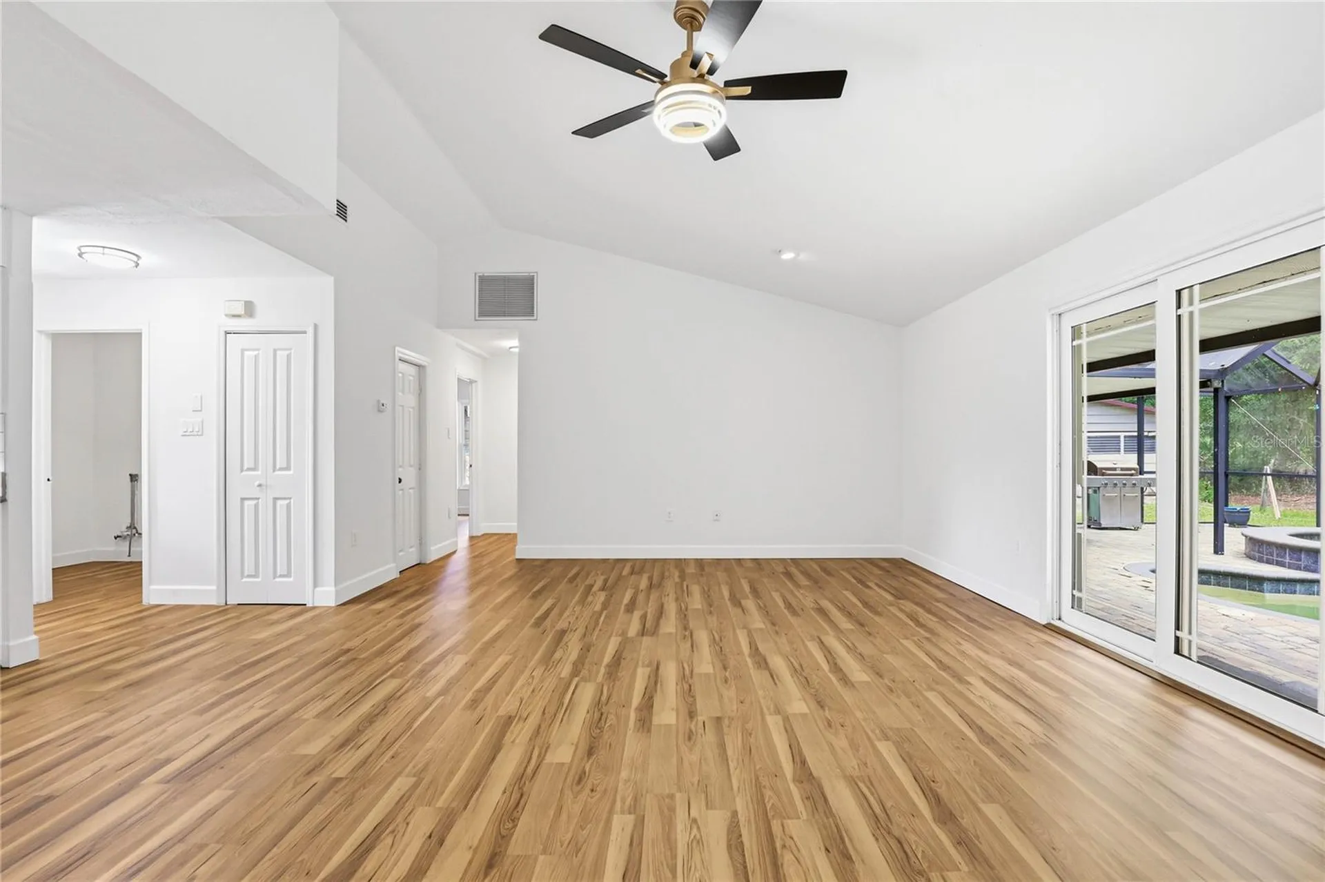 403 Wendel Avenue Lithia FL 33547