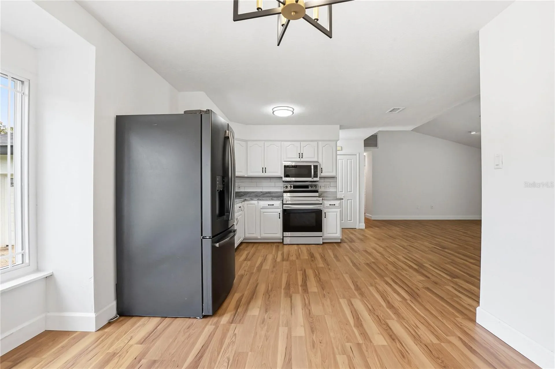 403 Wendel Avenue Lithia FL 33547