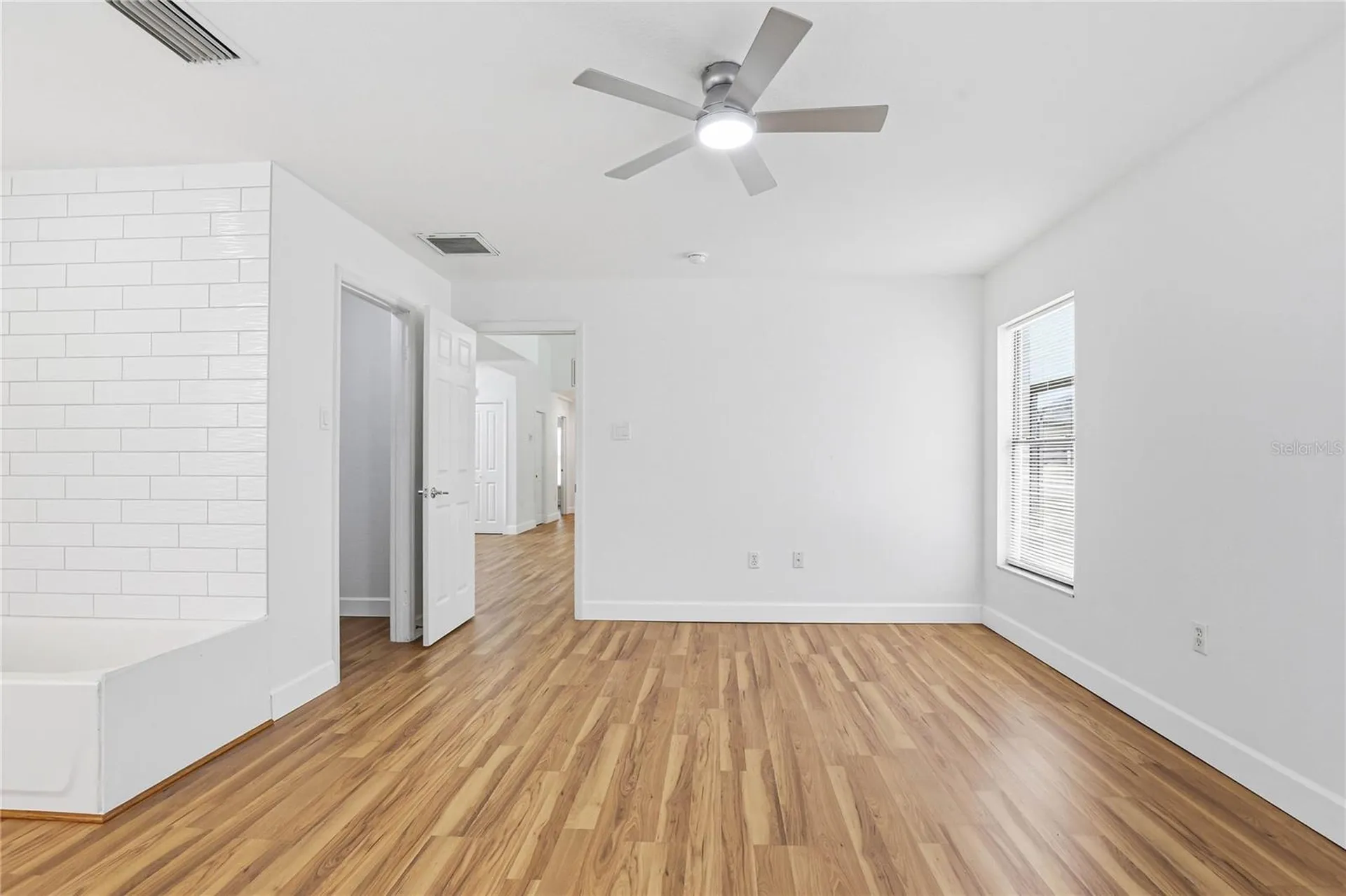 403 Wendel Avenue Lithia FL 33547