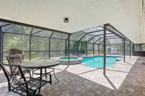 403 Wendel Avenue Lithia FL 33547