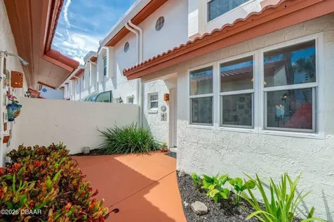 226 Florida Shores Boulevard Daytona Beach FL 32118