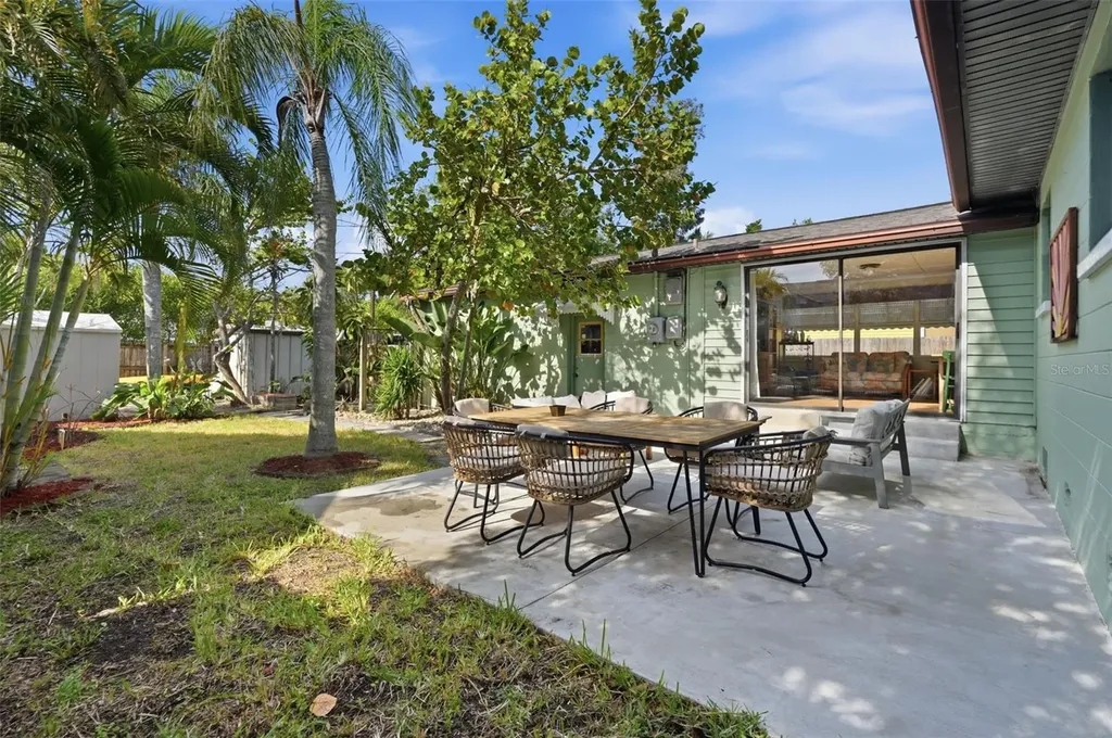 3136 9th Avenue N St Petersburg FL 33713
