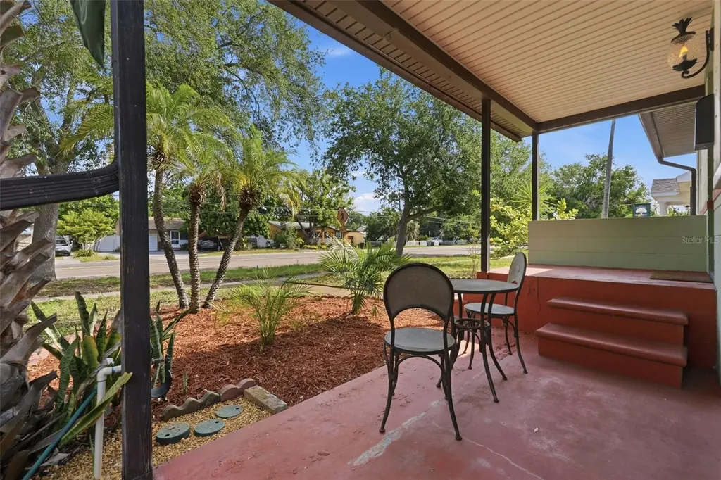 3136 9th Avenue N St Petersburg FL 33713