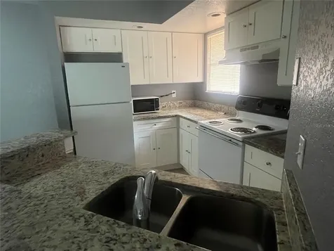 4548 Commander Drive Orlando FL 32822