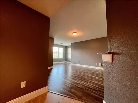 4548 Commander Drive Orlando FL 32822