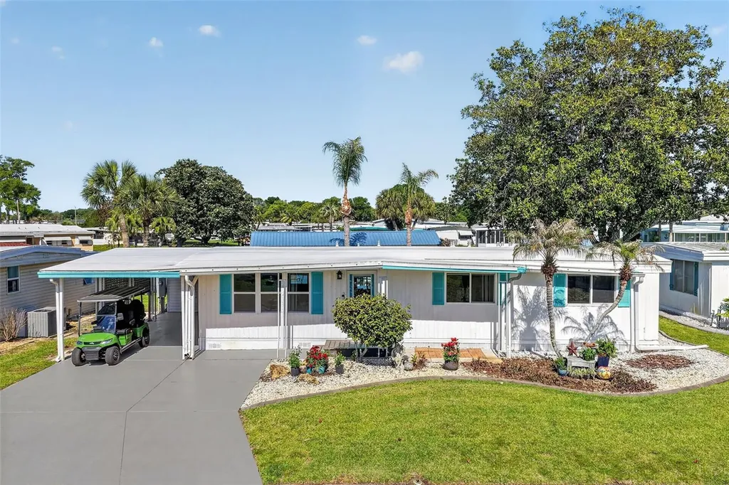 1015 Southland Drive Tavares FL 32778