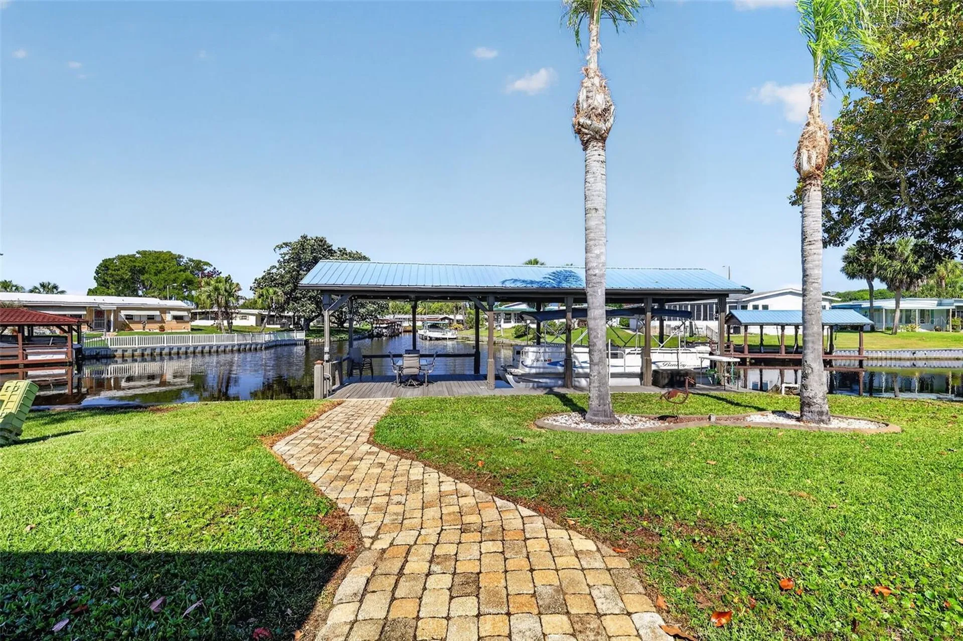 1015 Southland Drive Tavares FL 32778