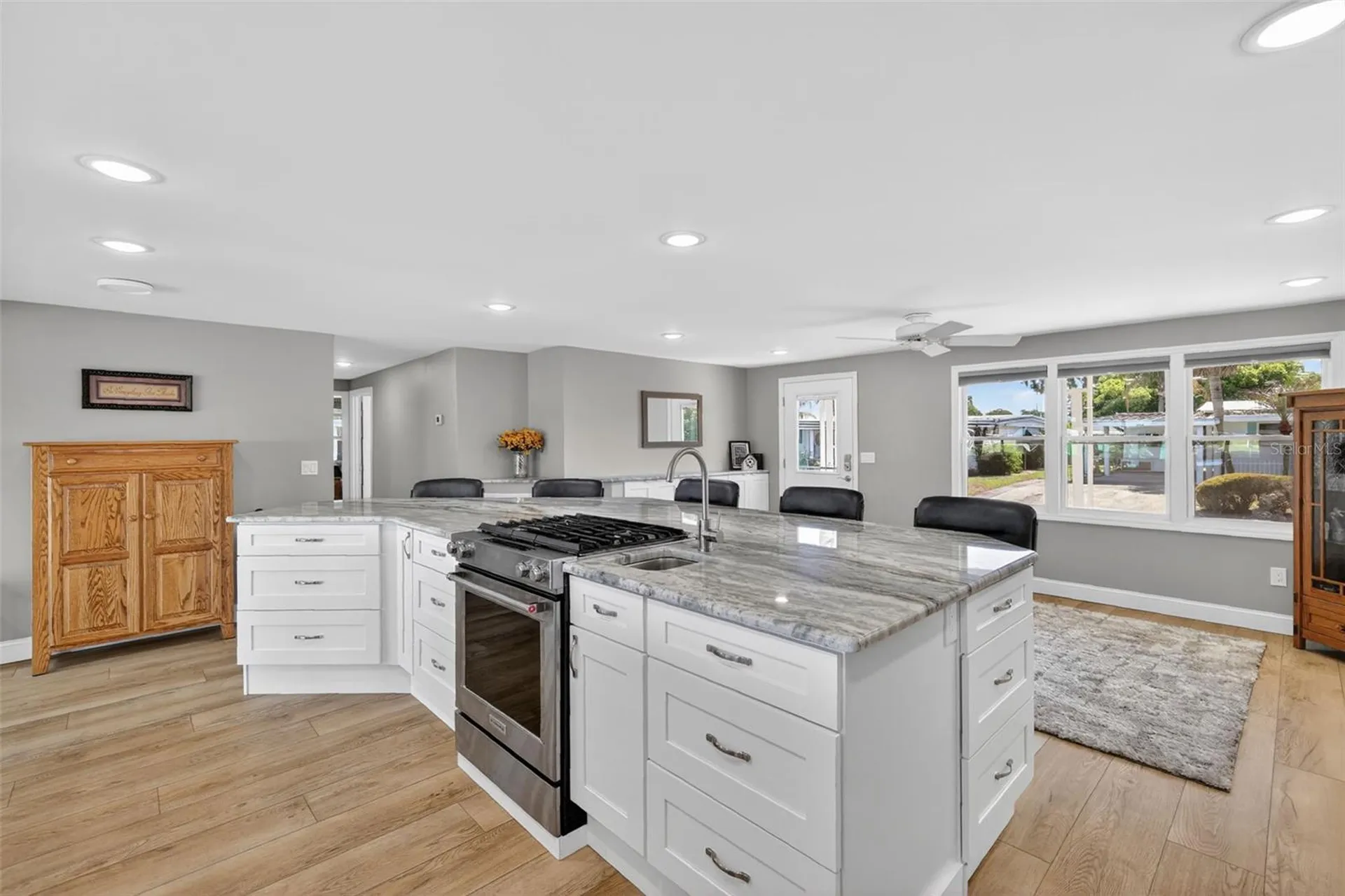 1015 Southland Drive Tavares FL 32778