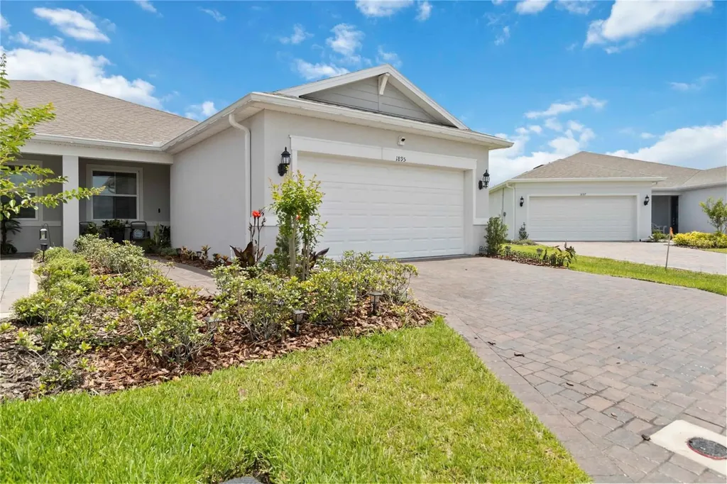 1895 Spring Shower Circle Kissimmee FL 34744