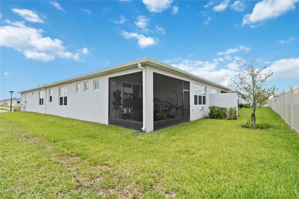 1895 Spring Shower Circle Kissimmee FL 34744