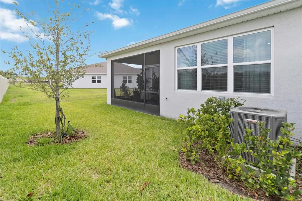 1895 Spring Shower Circle Kissimmee FL 34744