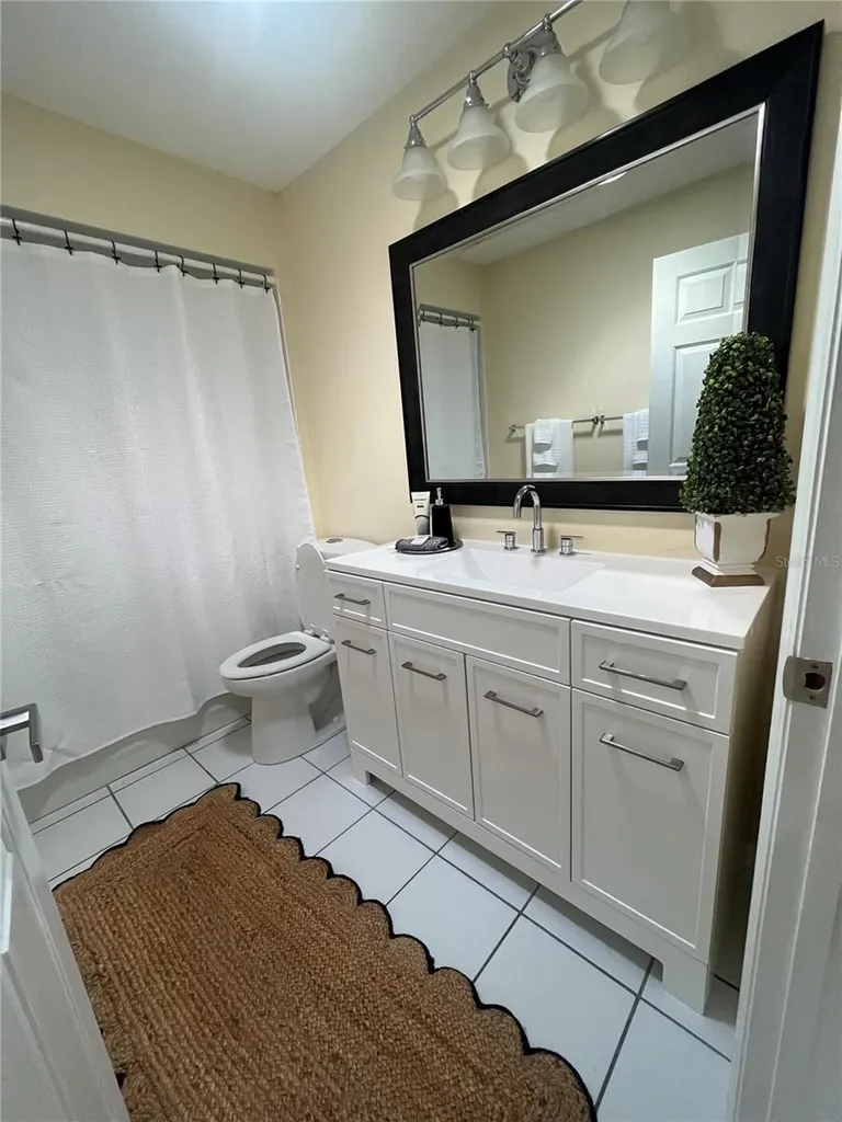 1111 Apple Terrace Leesburg FL 34748