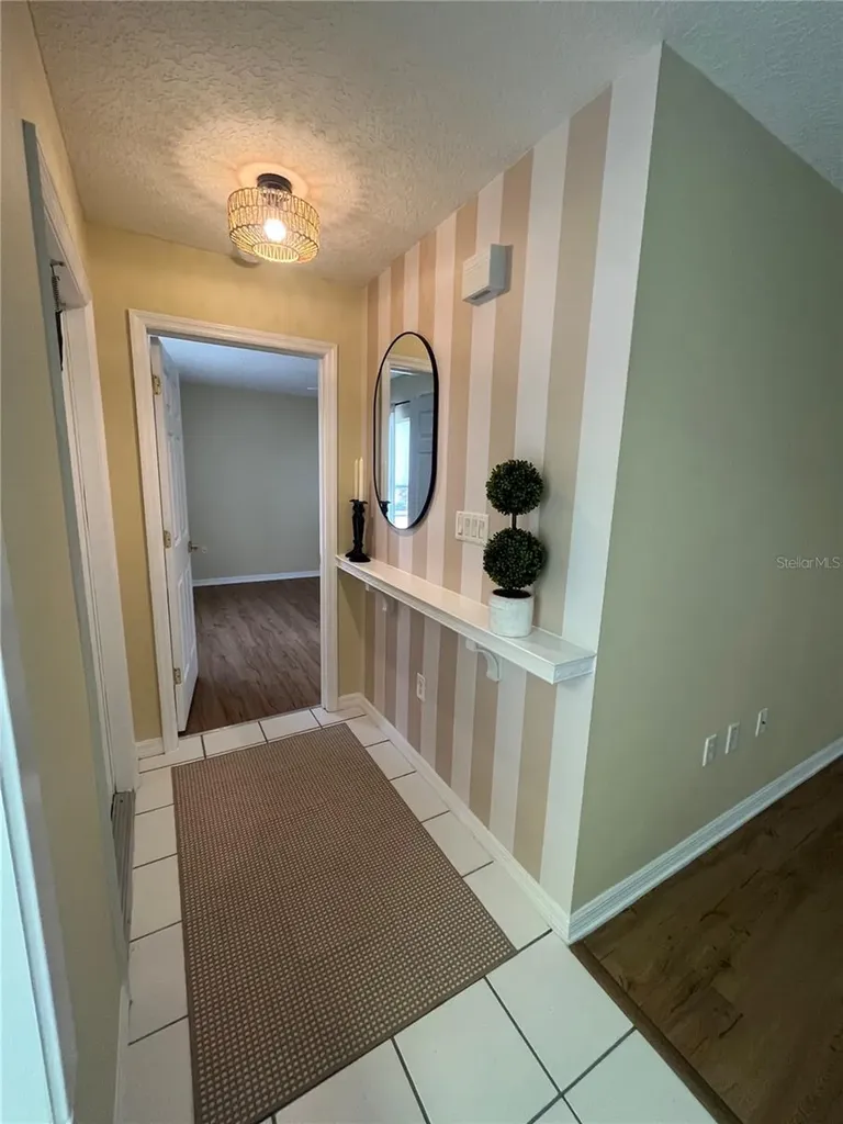 1111 Apple Terrace Leesburg FL 34748