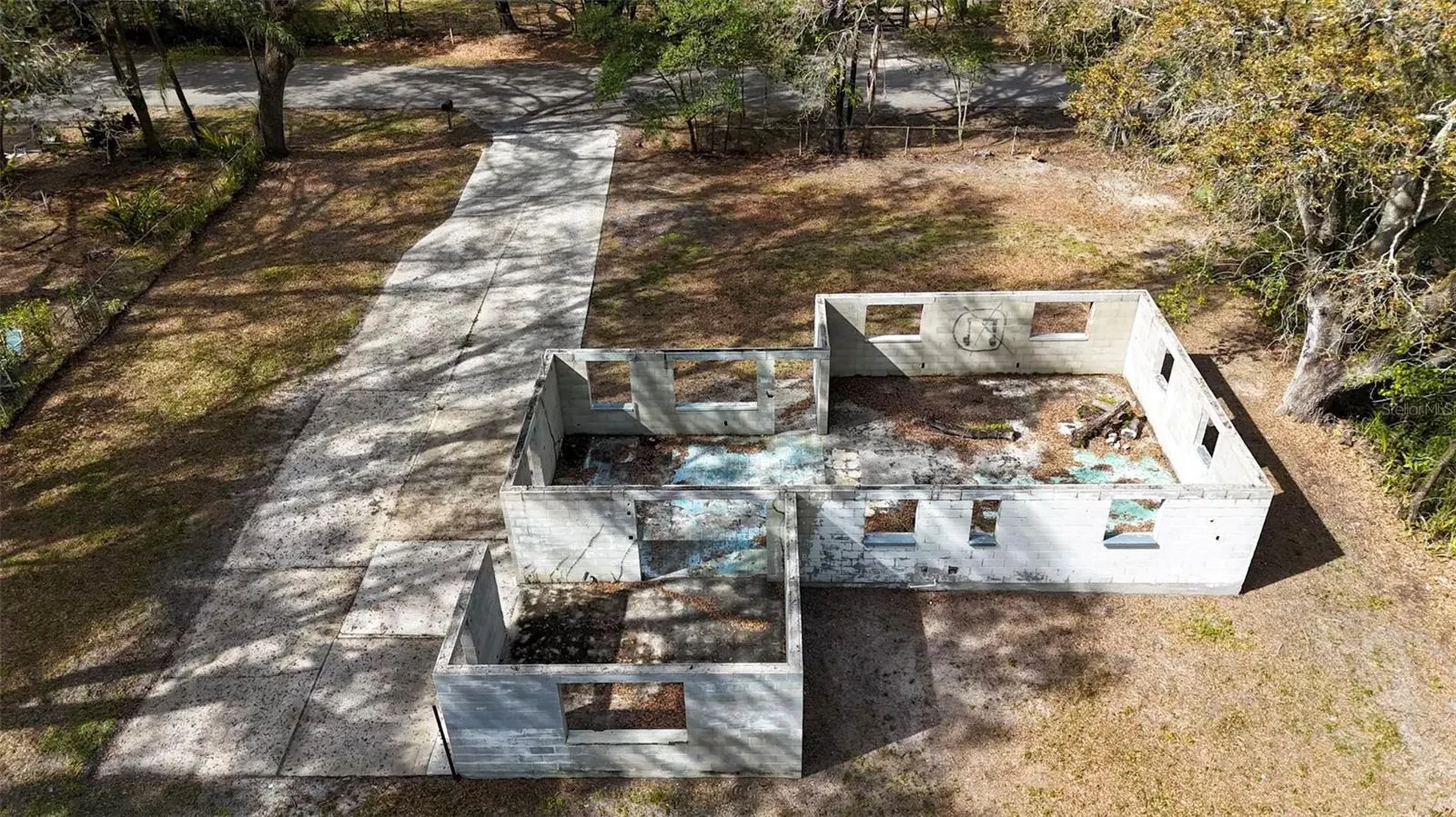 5515 N Falkenburg Road Tampa FL 33610