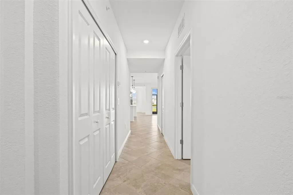 19015 Scallop Loop Lakewood Ranch FL 34211