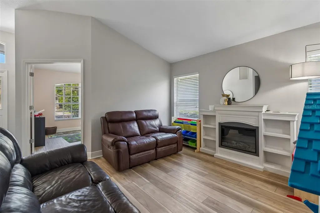 2336 Nesslewood Drive Wesley Chapel FL 33543