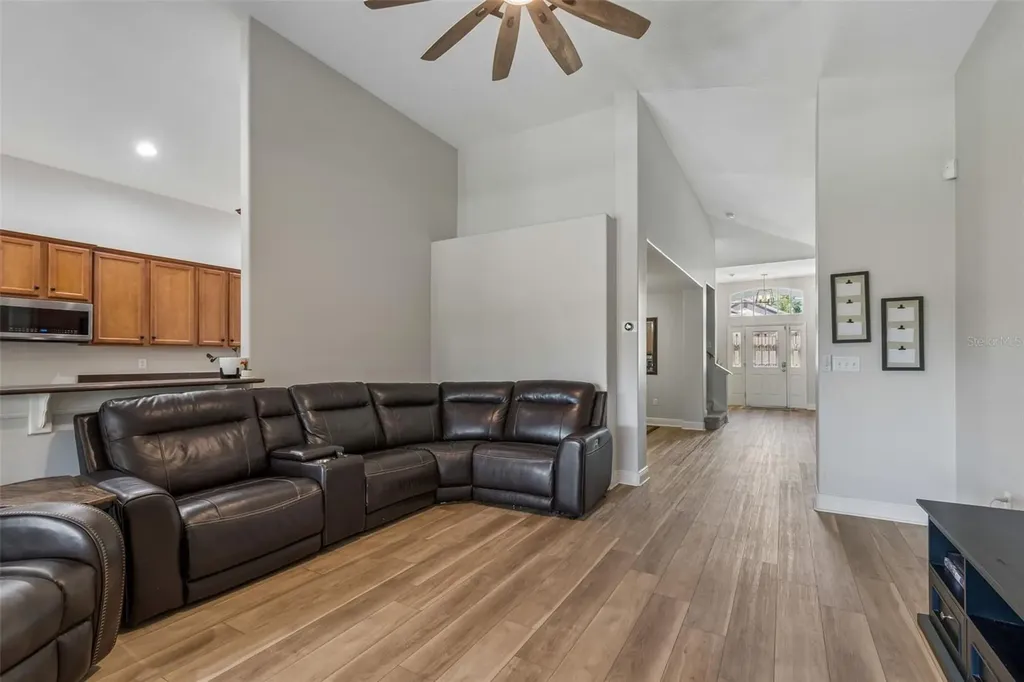 2336 Nesslewood Drive Wesley Chapel FL 33543