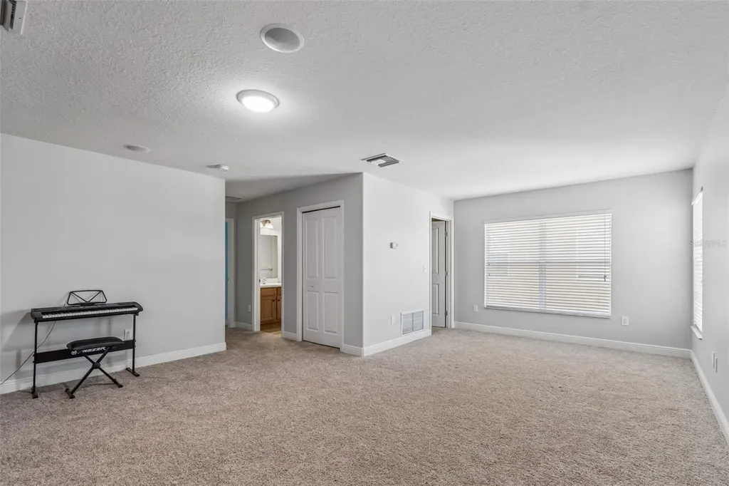 2336 Nesslewood Drive Wesley Chapel FL 33543