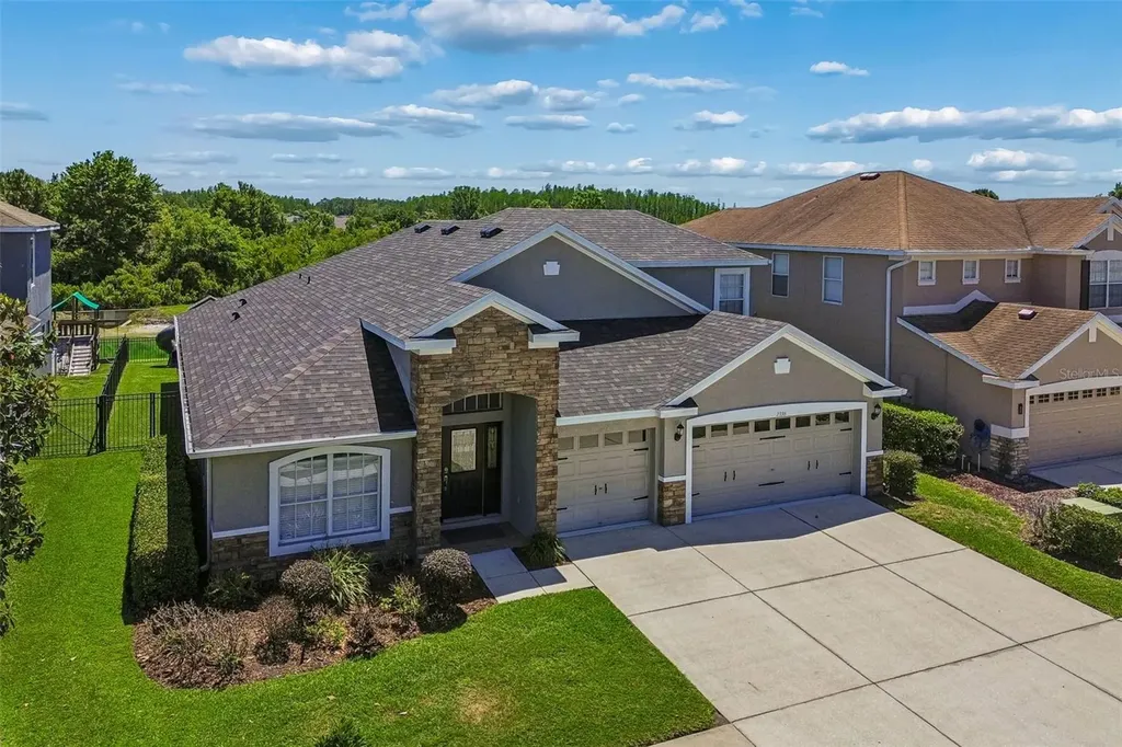 2336 Nesslewood Drive Wesley Chapel FL 33543