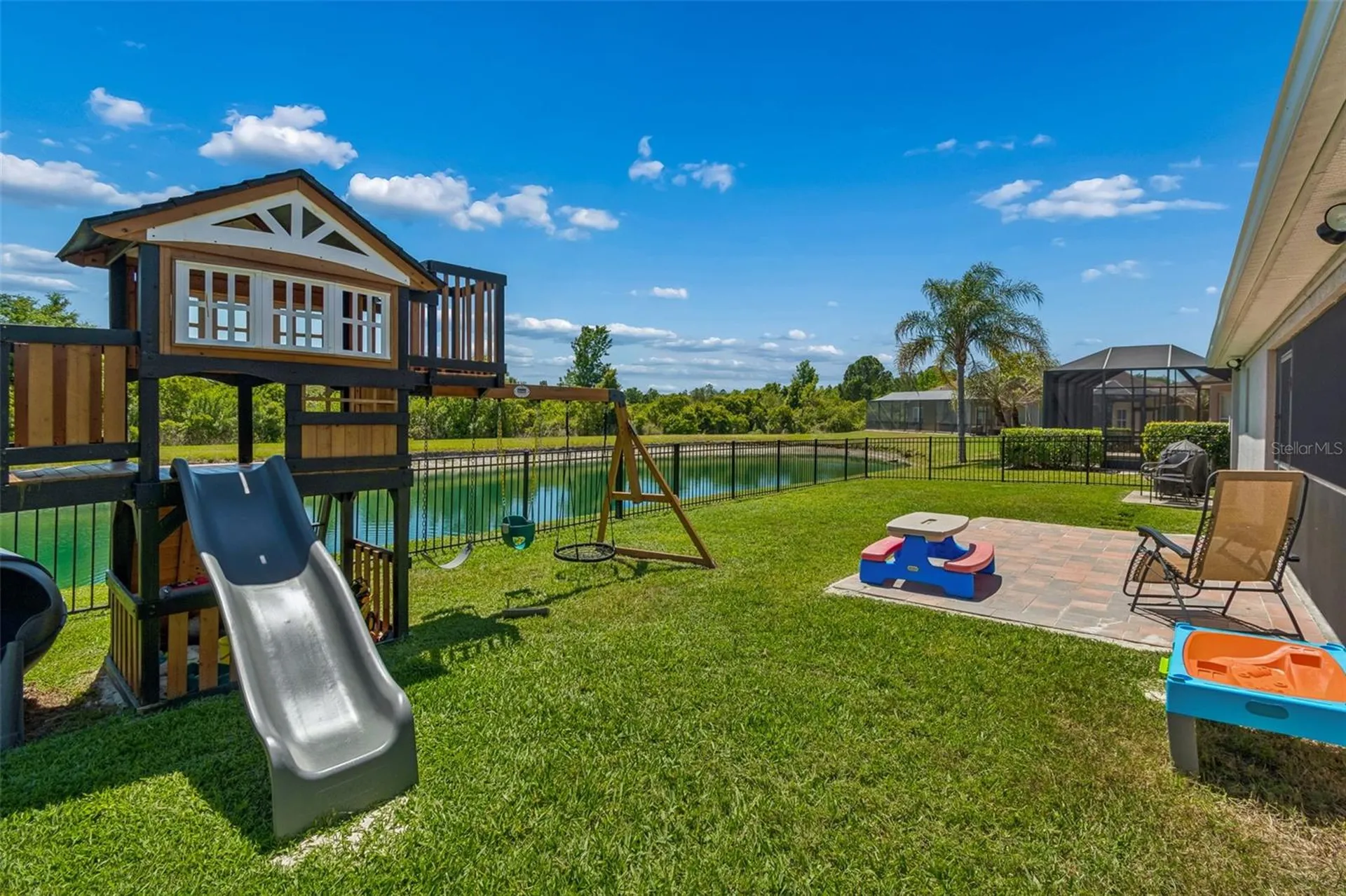2336 Nesslewood Drive Wesley Chapel FL 33543