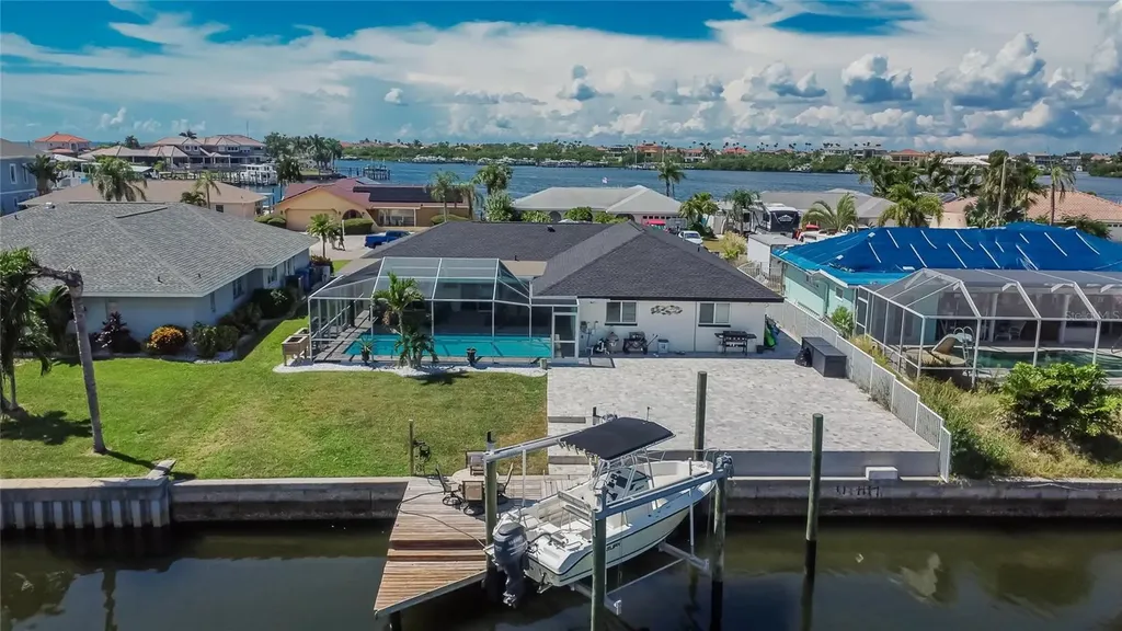 6337 Cocoa Lane Apollo Beach FL 33572