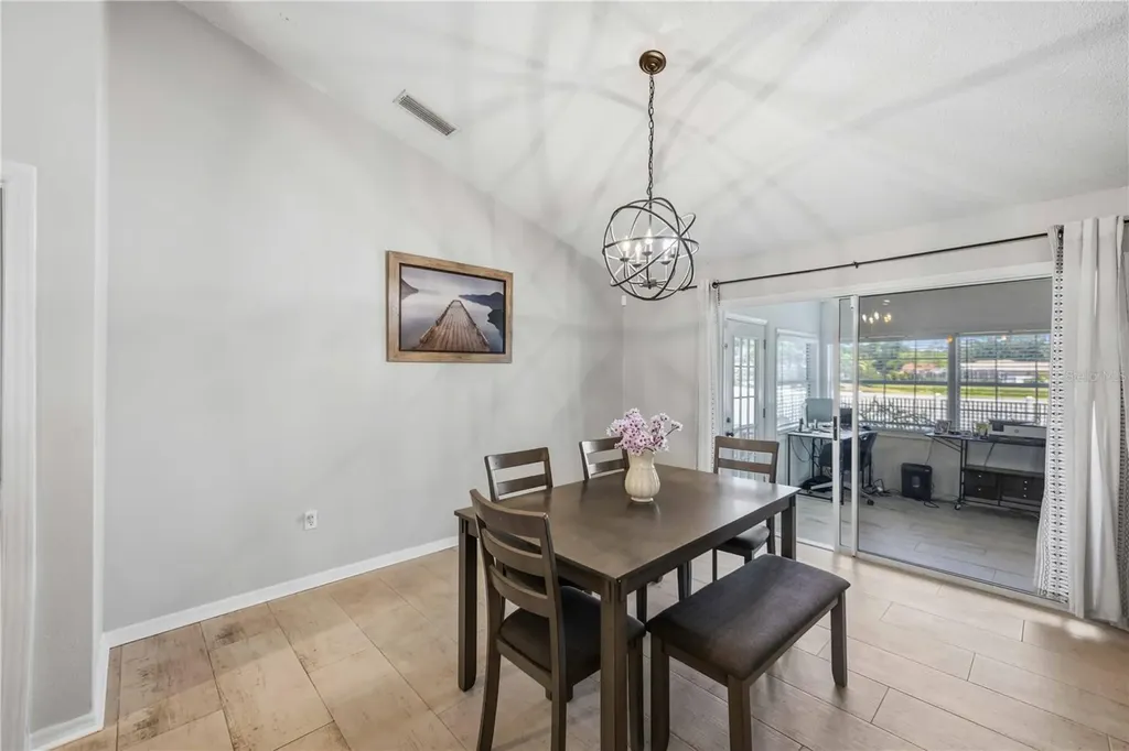 4851 Hamlets Grove Drive Sarasota FL 34235