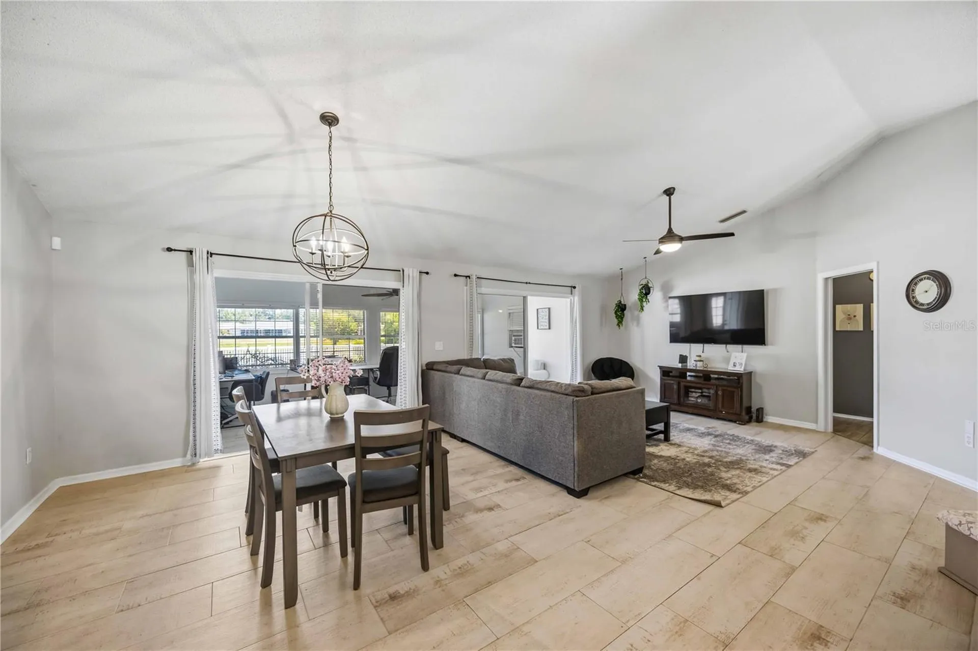 4851 Hamlets Grove Drive Sarasota FL 34235