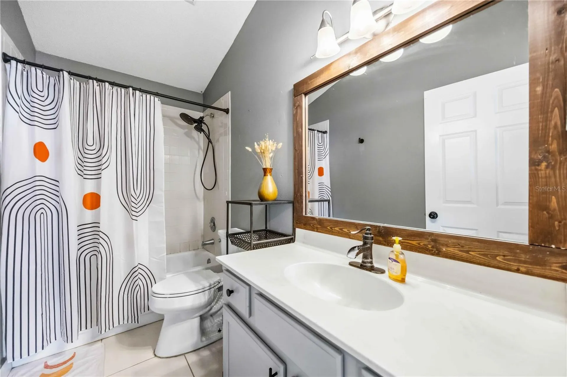 4851 Hamlets Grove Drive Sarasota FL 34235
