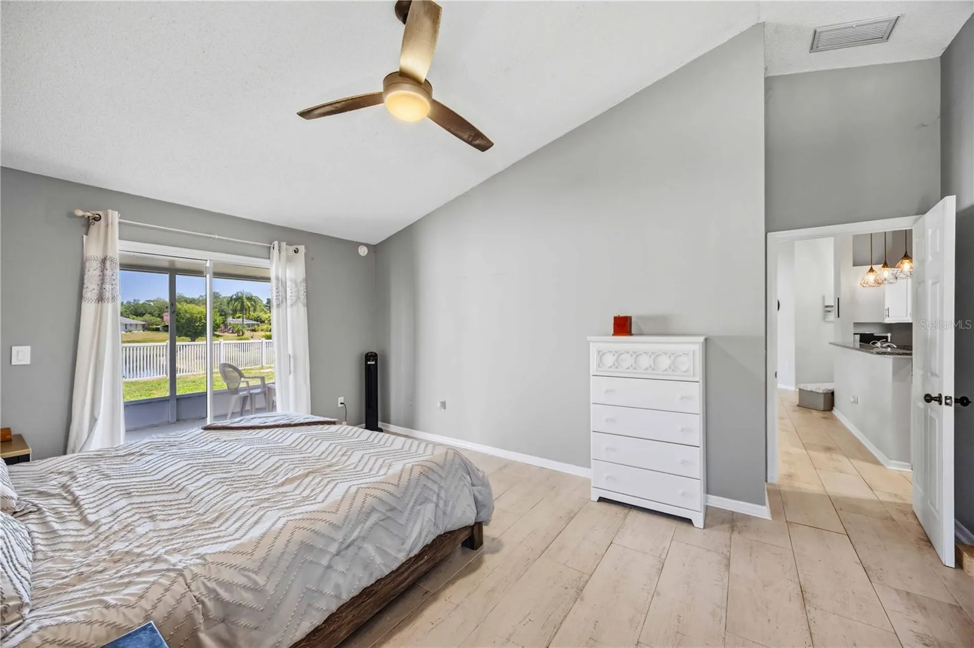4851 Hamlets Grove Drive Sarasota FL 34235