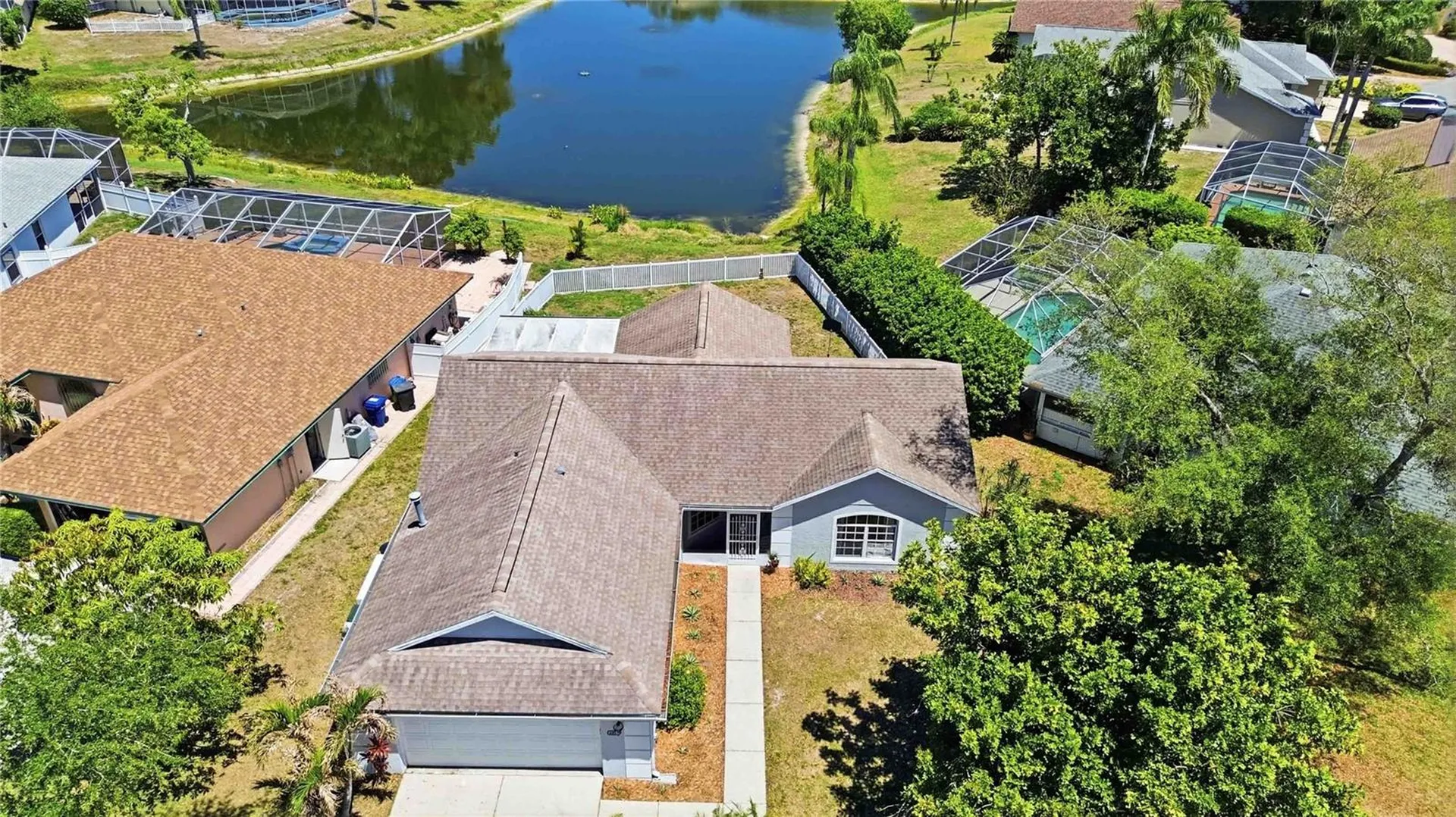 4851 Hamlets Grove Drive Sarasota FL 34235