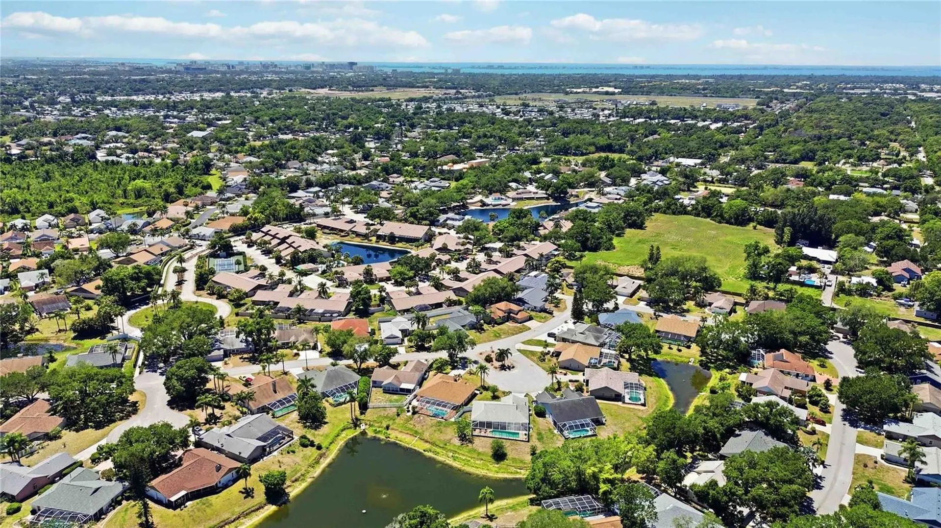 4851 Hamlets Grove Drive Sarasota FL 34235