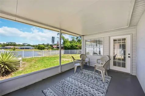4851 Hamlets Grove Drive Sarasota FL 34235