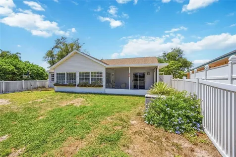 4851 Hamlets Grove Drive Sarasota FL 34235