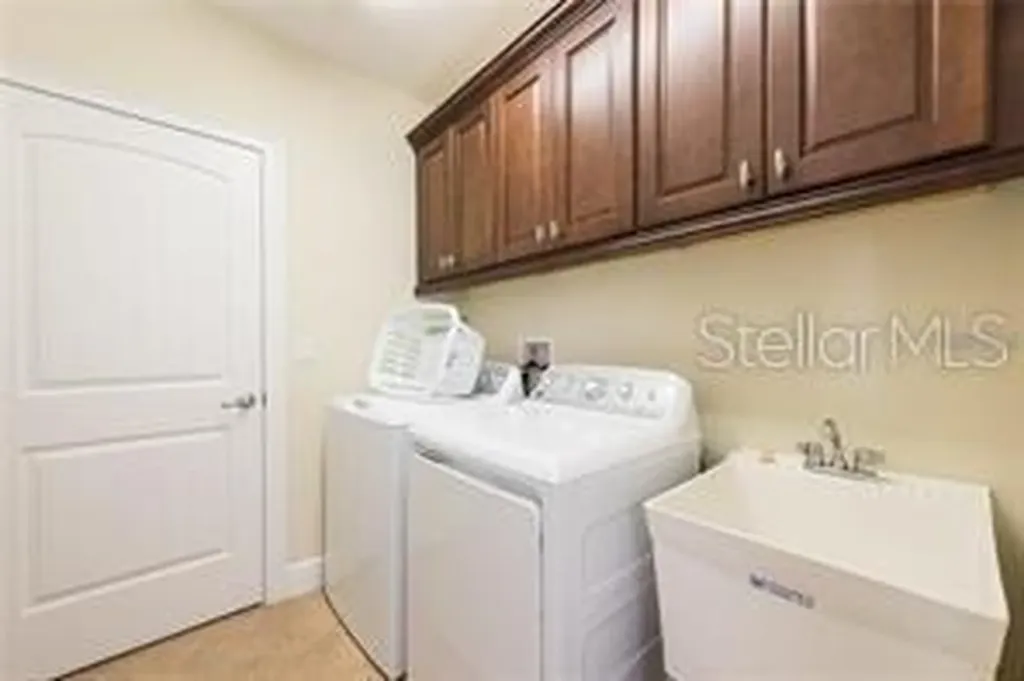 241 Lasso Drive Kissimmee FL 34747