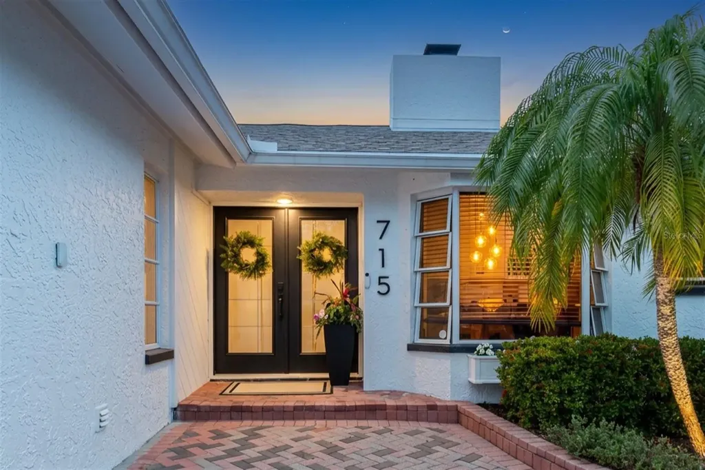 715 Rolling Hills Drive Palm Harbor FL 34683