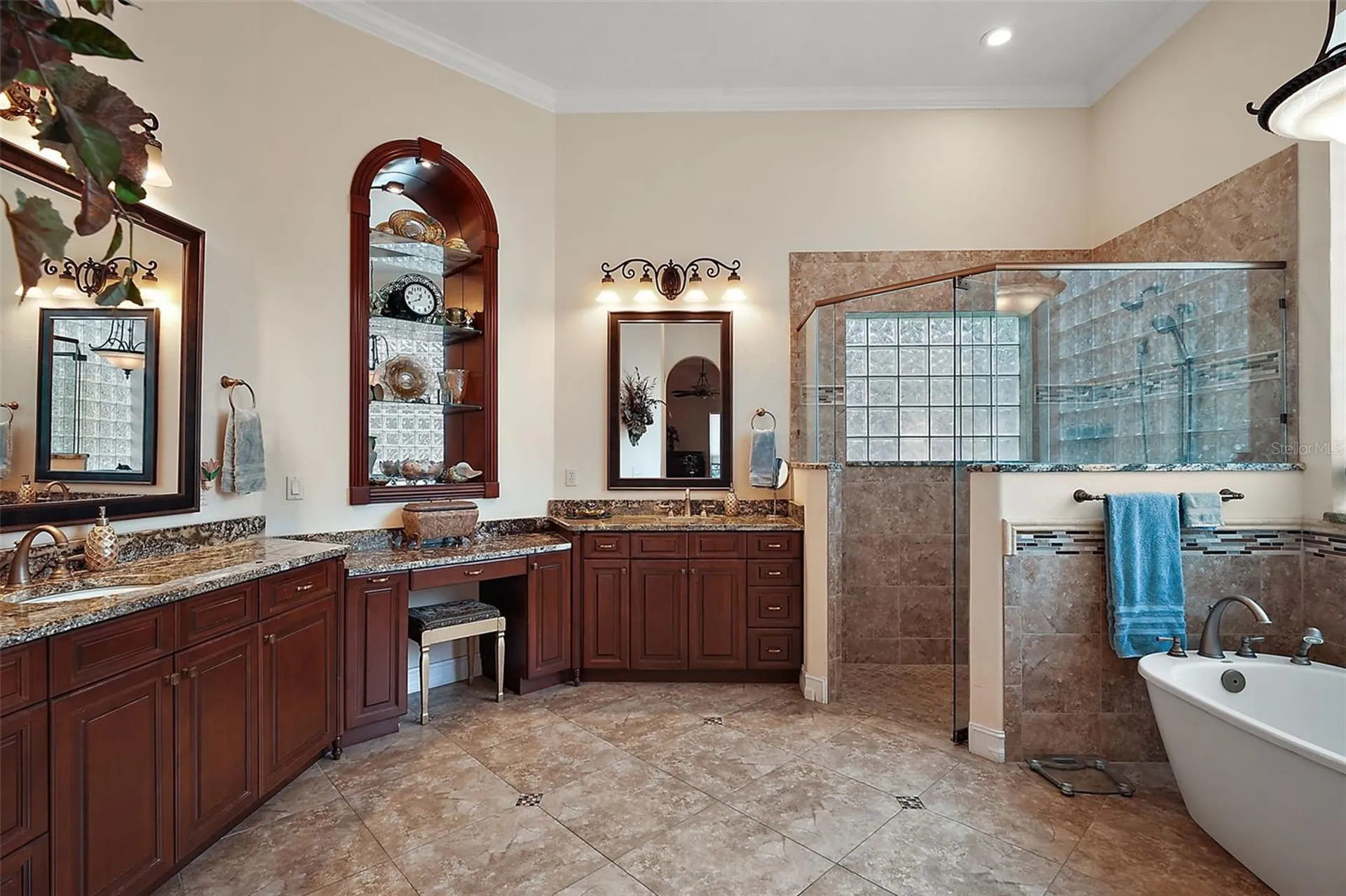 11106 Oakshore Lane Clermont FL 34711